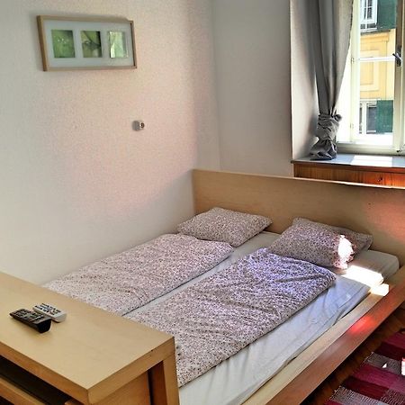 Apartment Jakominiplatz Graz Szoba fotó