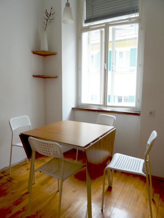 Apartment Jakominiplatz Graz Szoba fotó